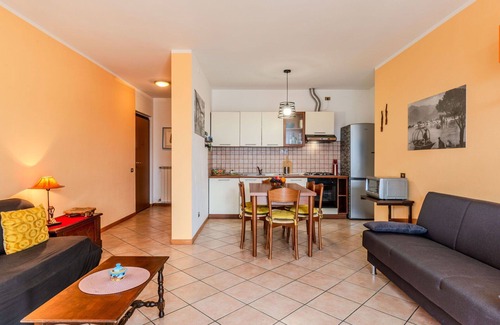 Consiglio di Rumo Apartment | Nice apartment for 4 guests with WIFI, TV and terrace