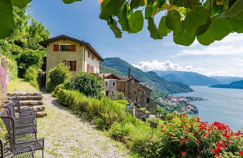 Naggio Apartment | Nice apartment for 4 people with WIFI, TV, terrace, pets allowed and parking