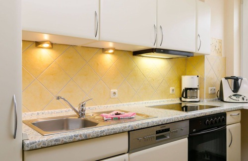 Ostvorpommern Apartment | Nice apartment for 4 people with WIFI, TV, balcony and parking