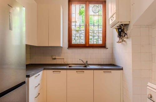 Argegno Apartment | Nice apartment for 4 people with balcony and pets allowed