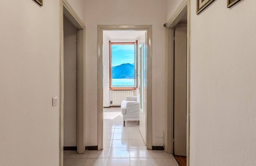 Argegno Apartment | Nice apartment for 4 people with balcony and pets allowed