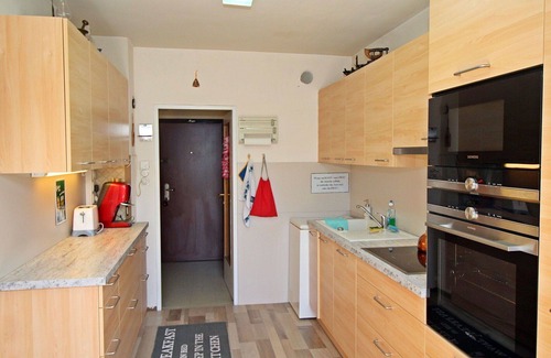 Margareten Apartment | Nice apartment for 4 people with WIFI, TV and terrace