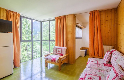 Mazzin Apartment | Nice apartment for 4 people with TV and balcony