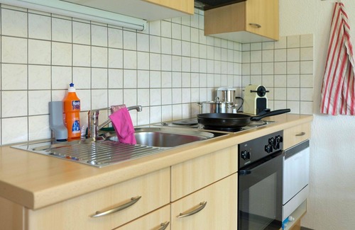 Gwatt Apartment | Nice apartment for 4 people with WIFI, TV and balcony