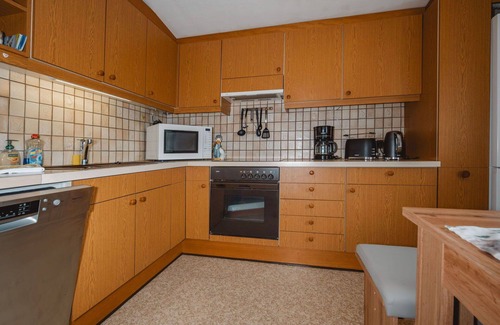 Filzmoos Apartment | Nice apartment for 5 people with WIFI, TV, balcony, pets allowed and parking