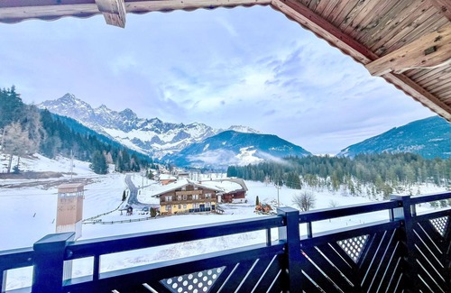 Filzmoos Apartment | Nice apartment for 5 people with WIFI, TV, balcony, pets allowed and parking