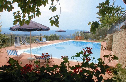 Pian di Sco Apartment | Nice apartment for 5 guests with pool, WIFI, TV and parking