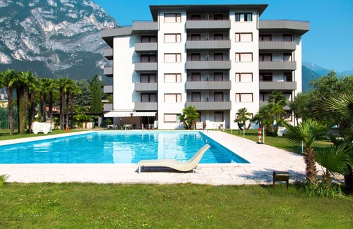 Riva del Garda Apartment | Nice apartment for 5 people with pool, WIFI, TV, balcony and parking