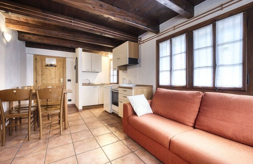 Macugnaga Apartment | Nice apartment for 6 guests with TV, pets allowed and panoramic view