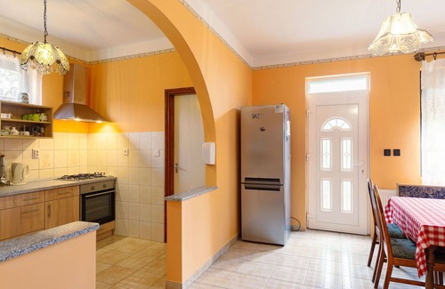 Balatonlelle Apartment | Nice apartment for 7 people with A/C, WIFI, TV, terrace and parking