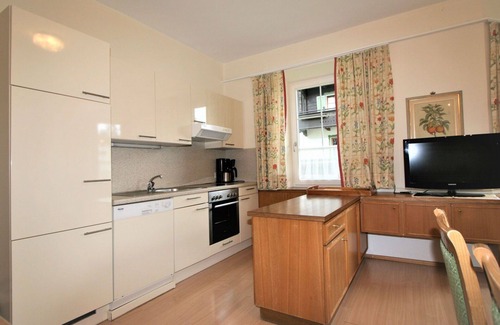 Mayrhofen Apartment | Nice apartment for 8 people with WIFI, TV and parking