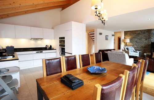Saas-Fee Apartment | Nice apartment for 8 people with WIFI, TV and balcony