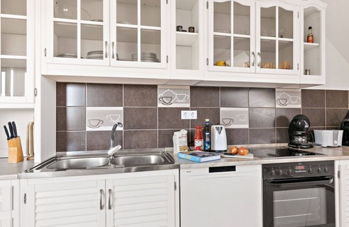 Badacsonytomaj Apartment | Nice apartment for 8 guests with private pool, WIFI, A/C, TV, patio and parking