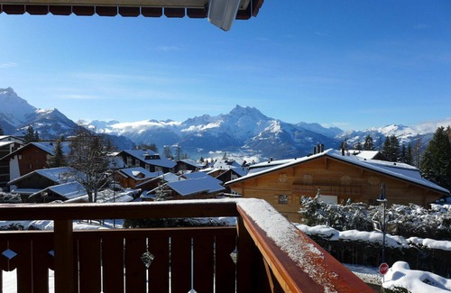 Villars-sur-Ollon Apartment | Nice apartment for 8 people with WIFI, TV and balcony