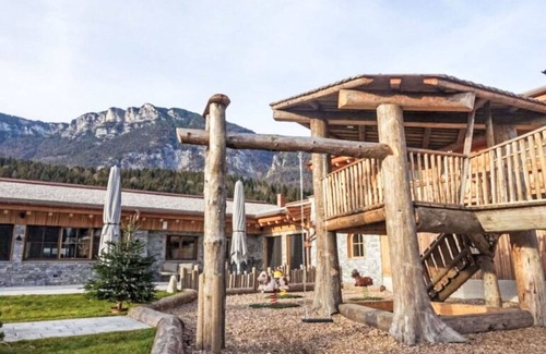 Niederbreitenbach Apartment | Nice apartment for 4 people with WIFI, TV and terrace
