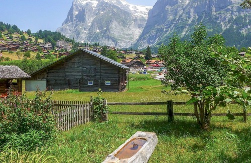 Grindelwald Apartment | Nice apartment for 2 people with TV, patio and parking