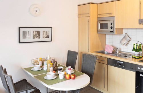 Lubmin Apartment | Nice apartment for 4 people with WIFI, TV, balcony and parking
