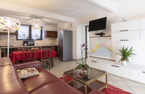 Vendone Apartment | Nice apartment for 6 people with A/C, WIFI, TV, terrace and pets allowed