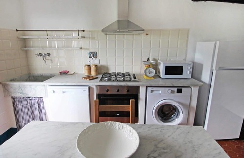 Celle Ligure Apartment | Nice apartment for 5 people with WIFI, TV, terrace and parking
