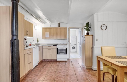 Sjaelborg Apartment | Nice apartment in Esbjerg V with sauna