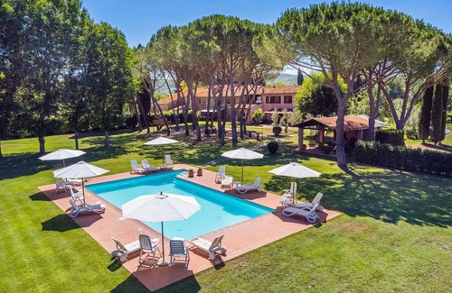 Suvereto Villa | Nice apartment in villa for 4 guests with pool, WIFI, A/C and terrace