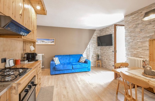 Lanzada Apartment | Nice apartment in Lanzada with WiFi