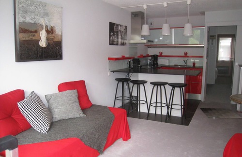 Meribel-Mottaret Apartment | Nice apartment in Méribel-Mottaret 3-star 36m² south facing skis