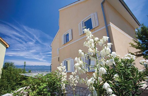 Cizici Apartment | Nice apartment in Malinska