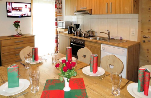 Distelberg Villa | Nice apartment in villa for 7 guests with WIFI, TV and terrace