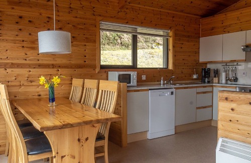East Lewiston House | Nice apartment in villa for 6 people with WIFI, TV, patio, panoramic view and parking