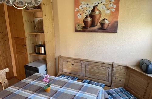 Dobbertin House | Nice apartment in villa for 4 people with TV, terrace, pets allowed and parking