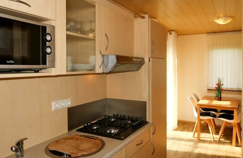Bad Emstal House | Nice apartment in villa for 4 people with pool, WIFI, TV, terrace, pets allowed and parking
