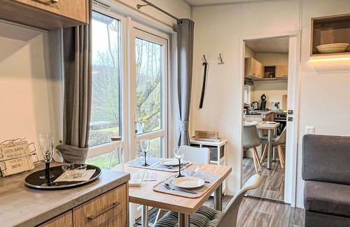 Wemding House | Nice apartment in villa for 4 people with A/C, WIFI, TV, terrace and pets allowed