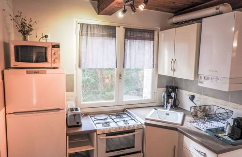 Sigonce Villa | Nice apartment in villa for 4 people with WIFI, pool, patio, pets allowed and parking