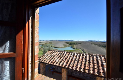Peccioli Villa | Nice apartment in villa for 3 guests with WIFI, pool and panoramic view