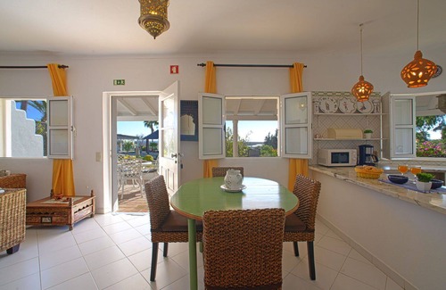 Luz de Tavira House | Nice apartment in villa for 4 people with pool, WIFI, TV, terrace and parking