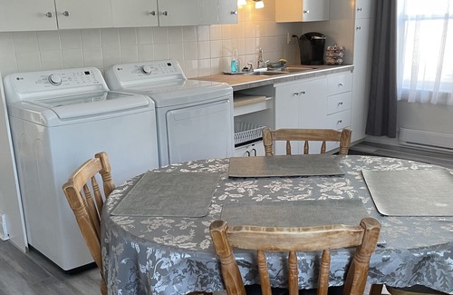 Drummondville Apartment | Nice Apartment with Parking
