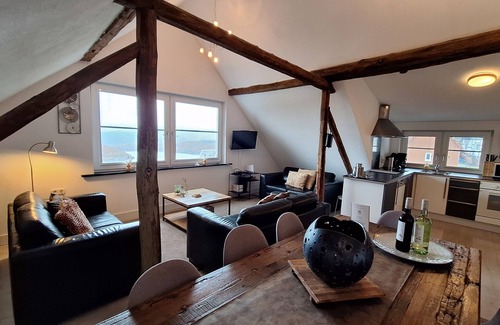 Waldeck Apartment | Nice apartment with beautiful lake view and large garden