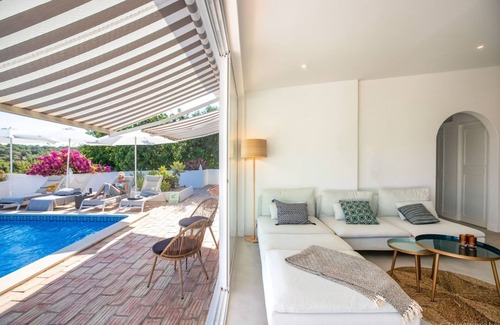 Telheiro Villa | Nice country house with beautiful sea views.