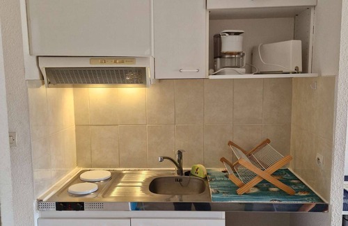 Marseillan Plage Apartment | Nice flat in a residence with a pool