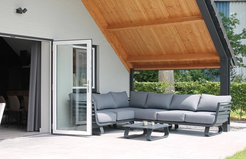 Kerkdriel House | Nice holiday home with terrace