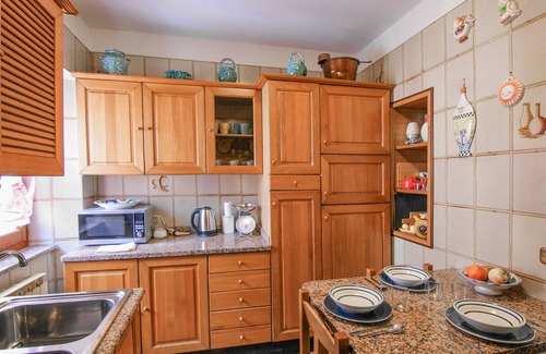 Seravezza House | Nice home in Azzano with WiFi