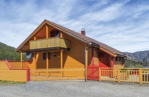 Dirdal House | Nice home in Dirdal with house sea view