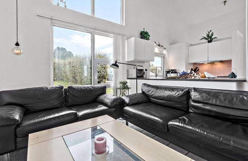Øer Strand House | Nice home in Ebeltoft with sauna