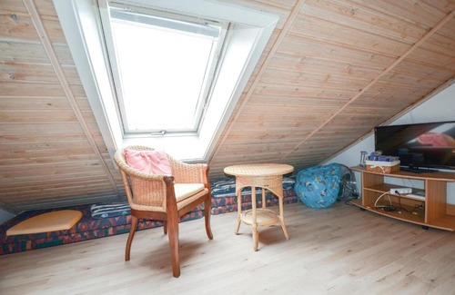 Øer Strand House | Nice Home In Ebeltoft With 3 Bedrooms, Sauna And Indoor Swimming Pool
