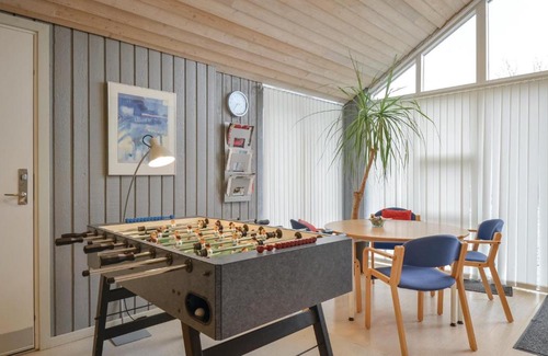 Øer Strand House | Nice Home In Ebeltoft With 3 Bedrooms, Sauna And Indoor Swimming Pool