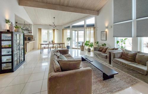 Kavlinge Municipality House | Nice Home In Furulund With Sauna