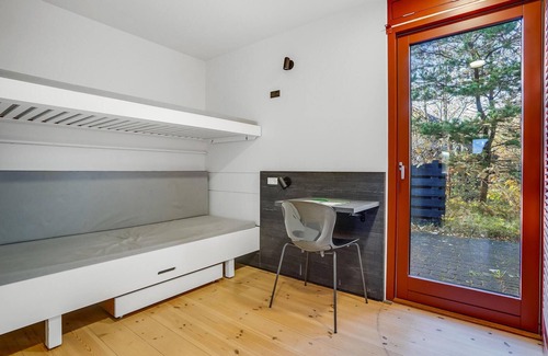 Grena Strand House | Nice home in Grenaa with WiFi