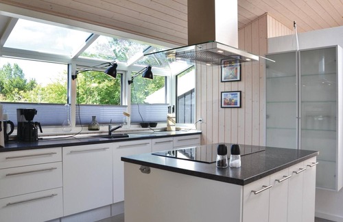 Kulhuse House | Nice home in Jægerspris with sauna