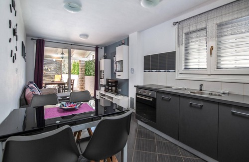 Cokuni House | Nice home in Krnica with WiFi